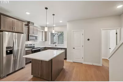 21236 SW Ortiz Ln, Beaverton, OR 97003 - Photo 13