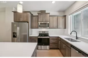 21236 SW Ortiz Ln, Beaverton, OR 97003 - Photo 15