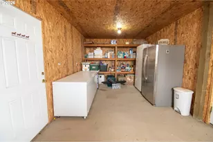 87479 N Star Ln, Christmas Valley, OR 97641 - Photo 41