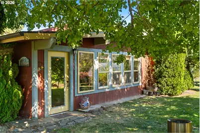 1395 Rockford Rd, Hood River, OR 97031 - Photo 1