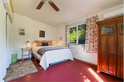 1395 Rockford Rd, Hood River, OR 97031 - Photo 11