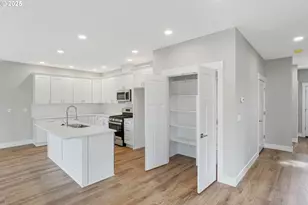 1503 N 2nd St, Silverton, OR 97381 - Photo 3