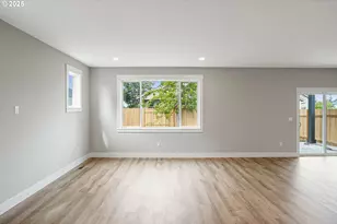 1503 N 2nd St, Silverton, OR 97381 - Photo 11