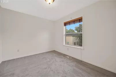 328 NW Sherman St, Sheridan, OR 97378 - Photo 19