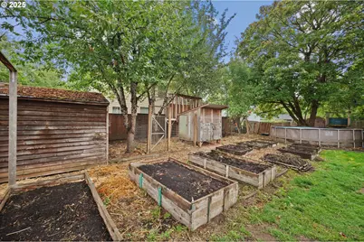 328 NW Sherman St, Sheridan, OR 97378 - Photo 29