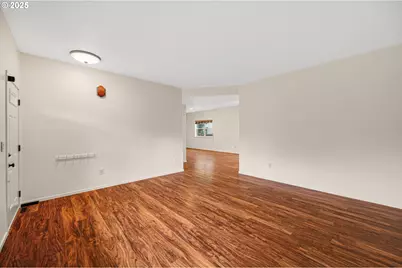 328 NW Sherman St, Sheridan, OR 97378 - Photo 7