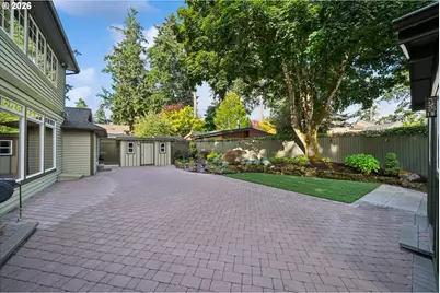 16686 Maple Cir, Lake Oswego, OR 97034 - Photo 43