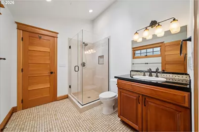 16686 Maple Cir, Lake Oswego, OR 97034 - Photo 25