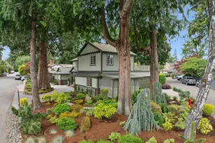 16686 Maple Cir, Lake Oswego, OR 97034 - Photo 3