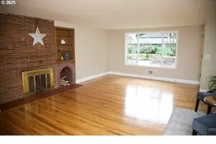3215 SE 116th Ave, Portland, OR 97266 - Photo 5