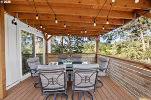 33254 Columbia Beach Ln, Warrenton, OR 97146 - Photo 11