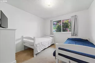 892 NE 28th St, Gresham, OR 97030 - Photo 19