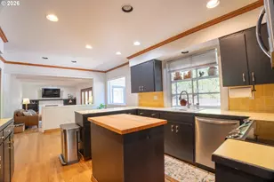 31 Churchill Downs, Lake Oswego, OR 97035 - Photo 9