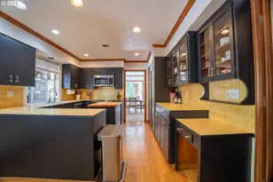 31 Churchill Downs, Lake Oswego, OR 97035 - Photo 11