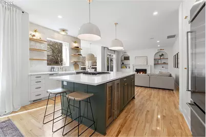 7783 SW Laird Pl, Beaverton, OR 97007 - Photo 9