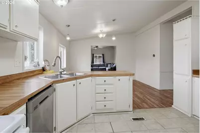 34167 El Roble Ave, Eugene, OR 97405 - Photo 17