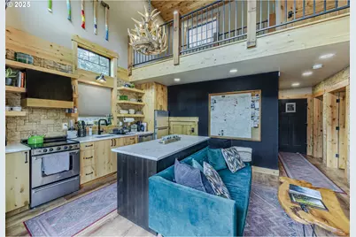 50010 McKenzie Hwy #2, Vida, OR 97488 - Photo 17