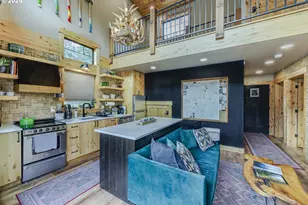 50010 McKenzie Hwy, Vida, OR 97488 - Photo 17