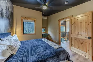 50010 McKenzie Hwy, Vida, OR 97488 - Photo 35