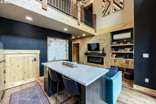 50010 McKenzie Hwy, Vida, OR 97488 - Photo 21