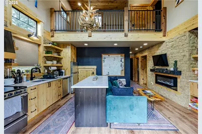 50010 McKenzie Hwy #2, Vida, OR 97488 - Photo 15