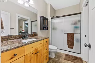 1202 Albatross Ct, Sweet Home, OR 97386 - Photo 15