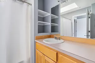 10223 NW Wilshire Ln, Portland, OR 97229 - Photo 27