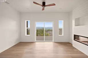 6884 Forest Ridge Dr, Springfield, OR 97478 - Photo 29