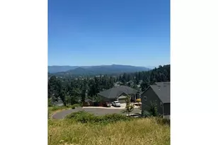 Forrest Ridge Dr, Springfield, OR 97478 - Photo 9