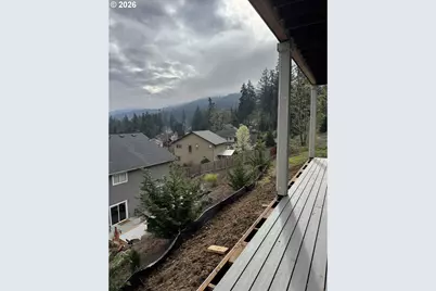 6884 Forrest Ridge Dr, Springfield, OR 97478 - Photo 27