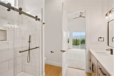 6884 Forest Ridge Dr, Springfield, OR 97478 - Photo 25