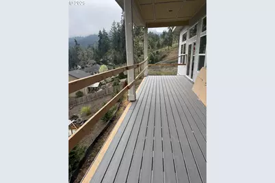 6884 Forrest Ridge Dr, Springfield, OR 97478 - Photo 21