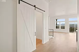 6884 Forest Ridge Dr, Springfield, OR 97478 - Photo 11