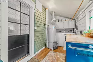 310 N School St, Newberg, OR 97132 - Photo 17