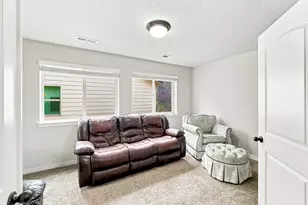 12205 NE 102nd St, Vancouver, WA 98682 - Photo 9