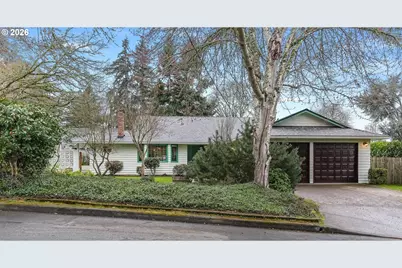 160 S Center St, Silverton, OR 97381 - Photo 1