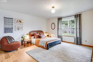 160 S Center St, Silverton, OR 97381 - Photo 19