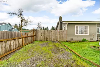 4733 Union Ter, Springfield, OR 97478 - Photo 3