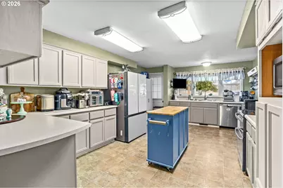 4733 Union Ter, Springfield, OR 97478 - Photo 13