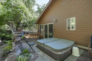 2085 NE Tide Ave, Lincoln City, OR 97367 - Photo 25