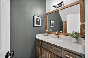 379 NW Denton Ave, Dallas, OR 97338 - Photo 5
