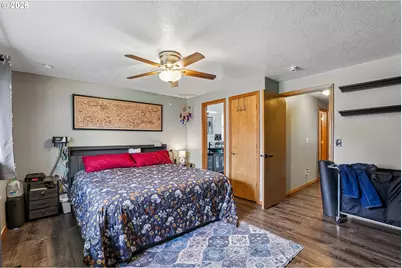 280 E 6th St, Lafayette, OR 97127 - Photo 17