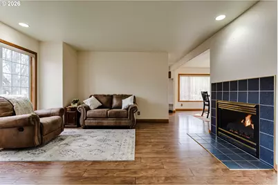 110 Calumet Ave, Eugene, OR 97404 - Photo 9