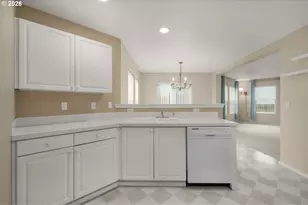 1668 SE Ripplewood Ave, Hillsboro, OR 97123 - Photo 5