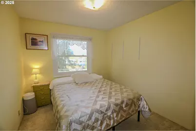 383 Little Valley Rd, Roseburg, OR 97471 - Photo 21