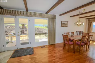 383 Little Valley Rd, Roseburg, OR 97471 - Photo 15