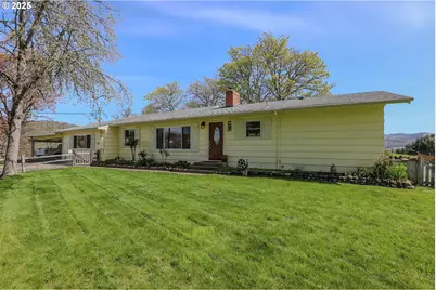 383 Little Valley Rd, Roseburg, OR 97471 - Photo 1