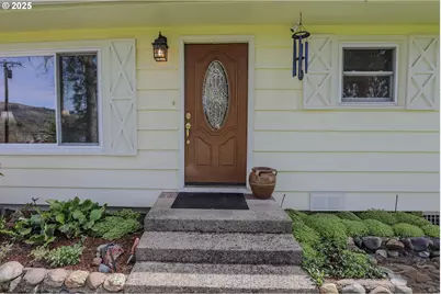 383 Little Valley Rd, Roseburg, OR 97471 - Photo 3