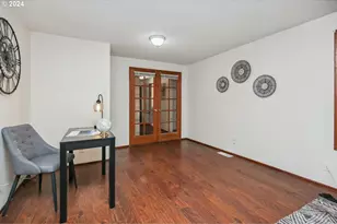 2420 Willona Dr, Eugene, OR 97408 - Photo 9