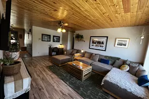 475 Burnham Ave, Maupin, OR 97037 - Photo 5
